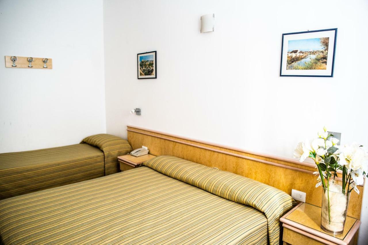 Hotel West End ألاسيو المظهر الخارجي الصورة