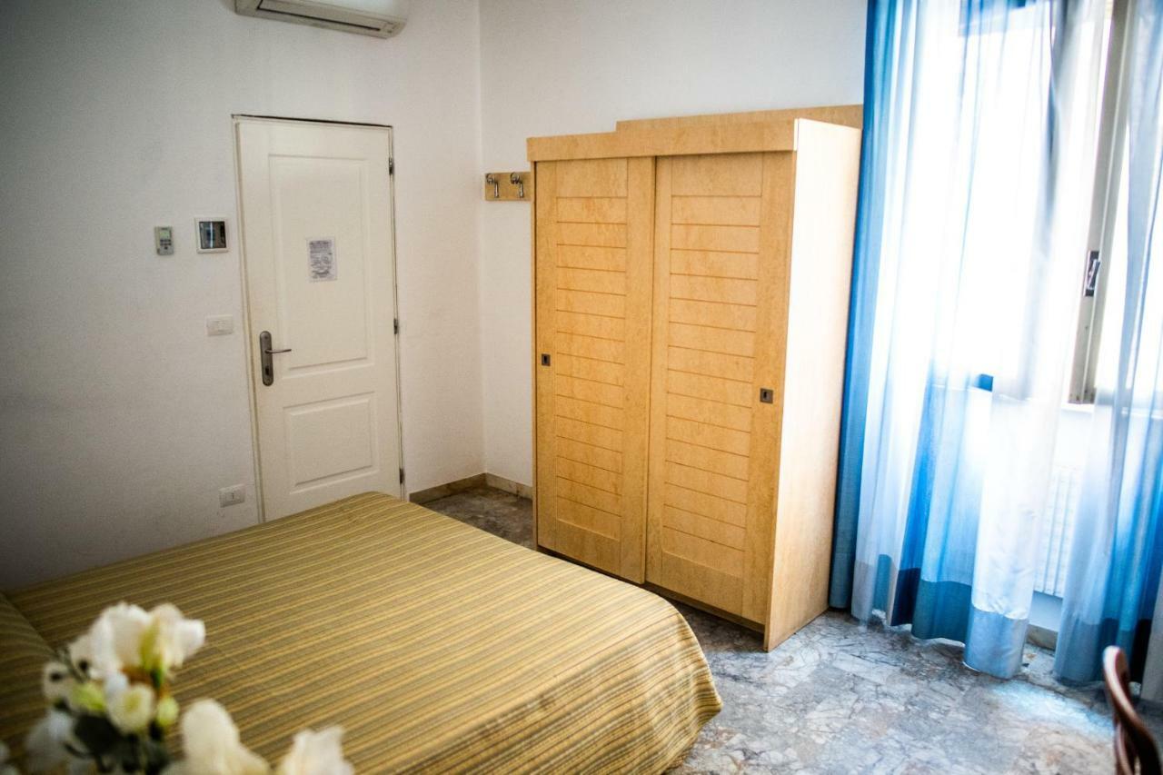 Hotel West End ألاسيو المظهر الخارجي الصورة