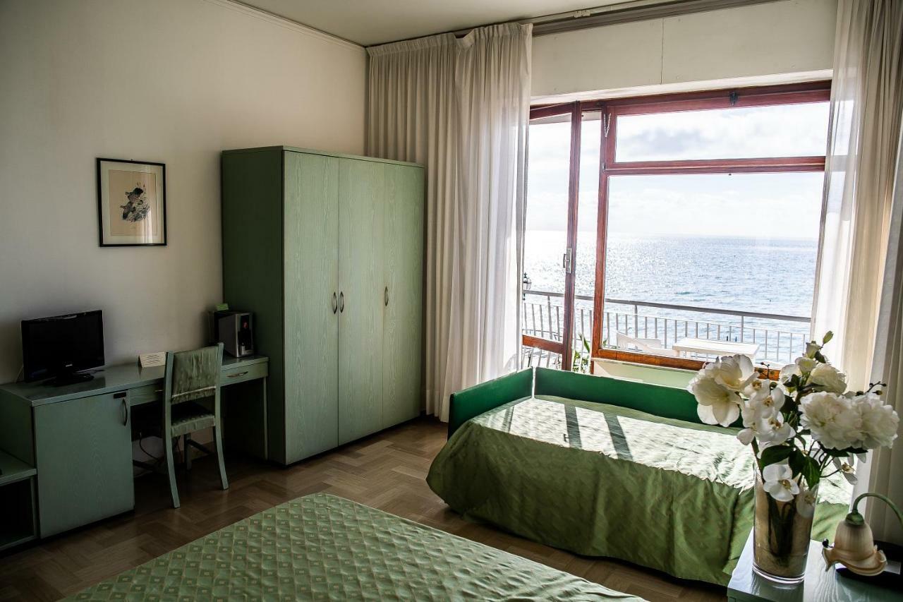 Hotel West End ألاسيو المظهر الخارجي الصورة