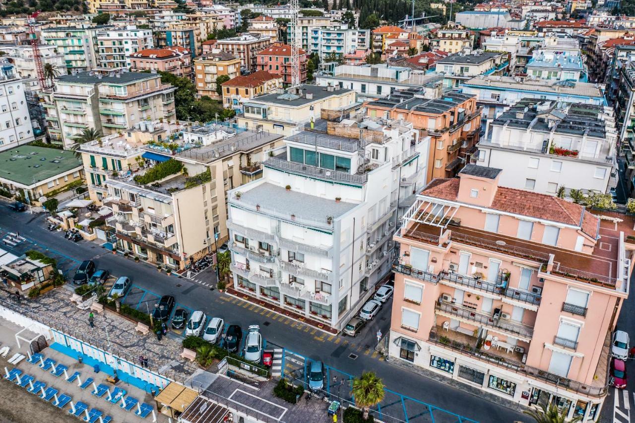 Hotel West End ألاسيو المظهر الخارجي الصورة